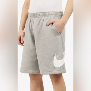 Nike Men's Club Brushed Fleece Graphic Swoosh Light Grey, Size M BV2721-063 #1